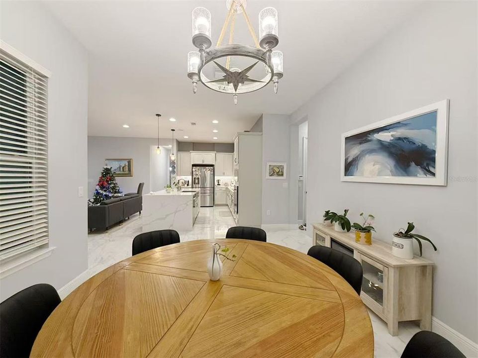 For Sale: $989,000 (6 beds, 4 baths, 3628 Square Feet)