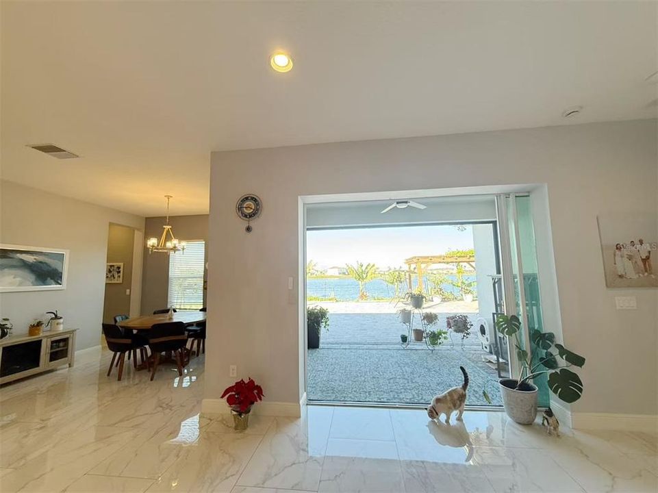 For Sale: $989,000 (6 beds, 4 baths, 3628 Square Feet)