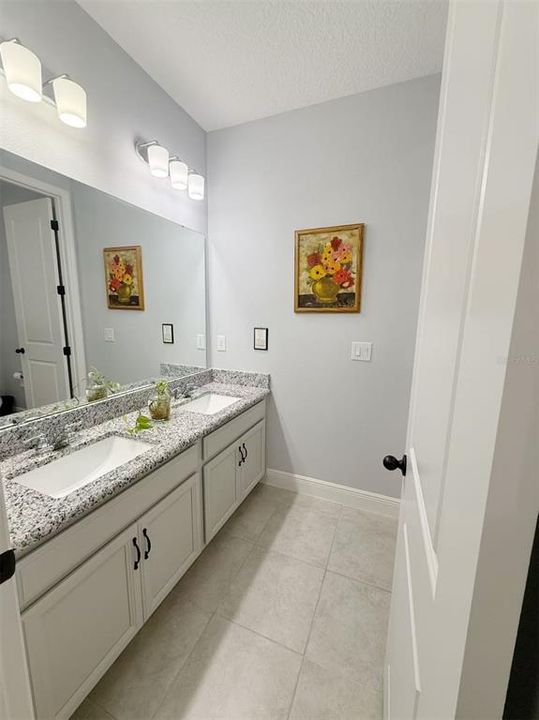 For Sale: $989,000 (6 beds, 4 baths, 3628 Square Feet)