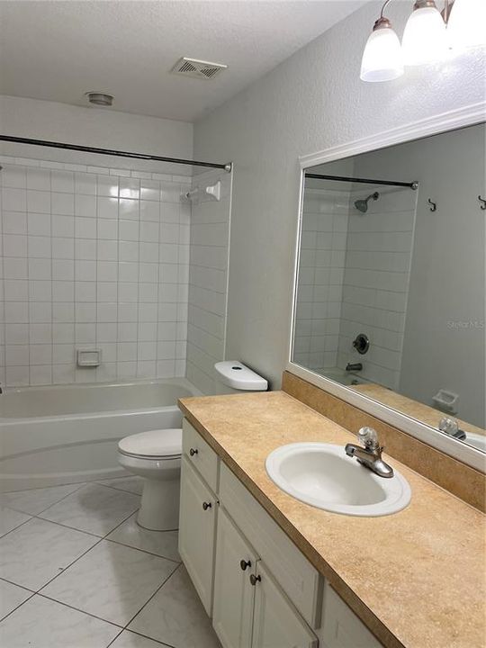 En Renta: $1,750 (3 camas, 2 baños, 1313 Pies cuadrados)