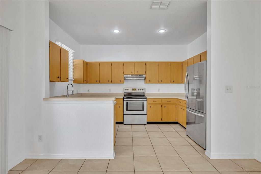 待售: $299,900 (3 贝兹, 2 浴室, 1335 平方英尺)