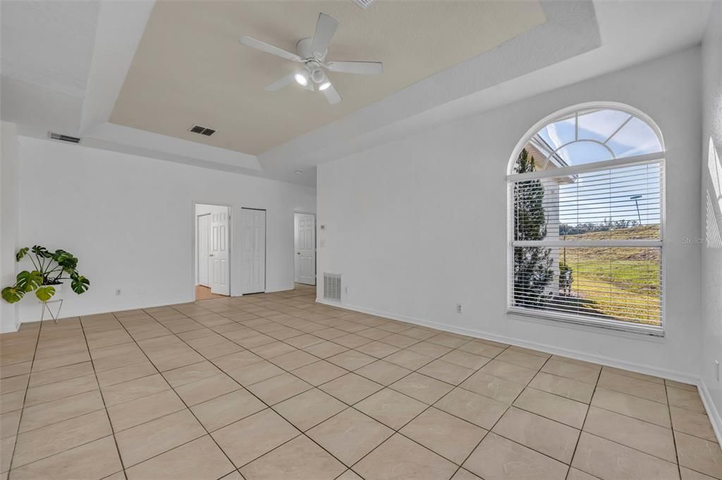 待售: $299,900 (3 贝兹, 2 浴室, 1335 平方英尺)