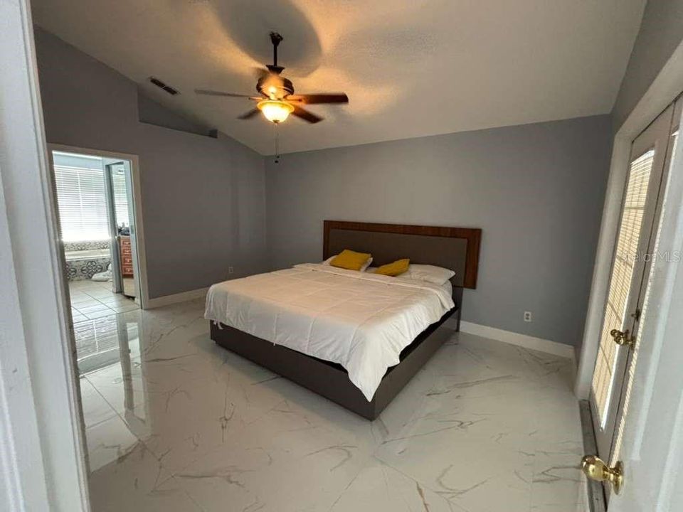 For Sale: $599,900 (4 beds, 2 baths, 2000 Square Feet)