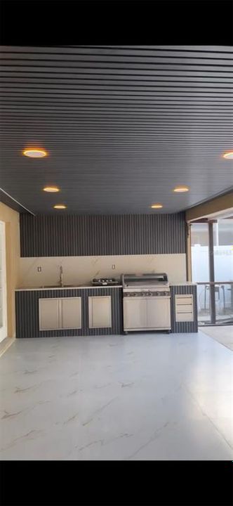 For Sale: $599,900 (4 beds, 2 baths, 2000 Square Feet)