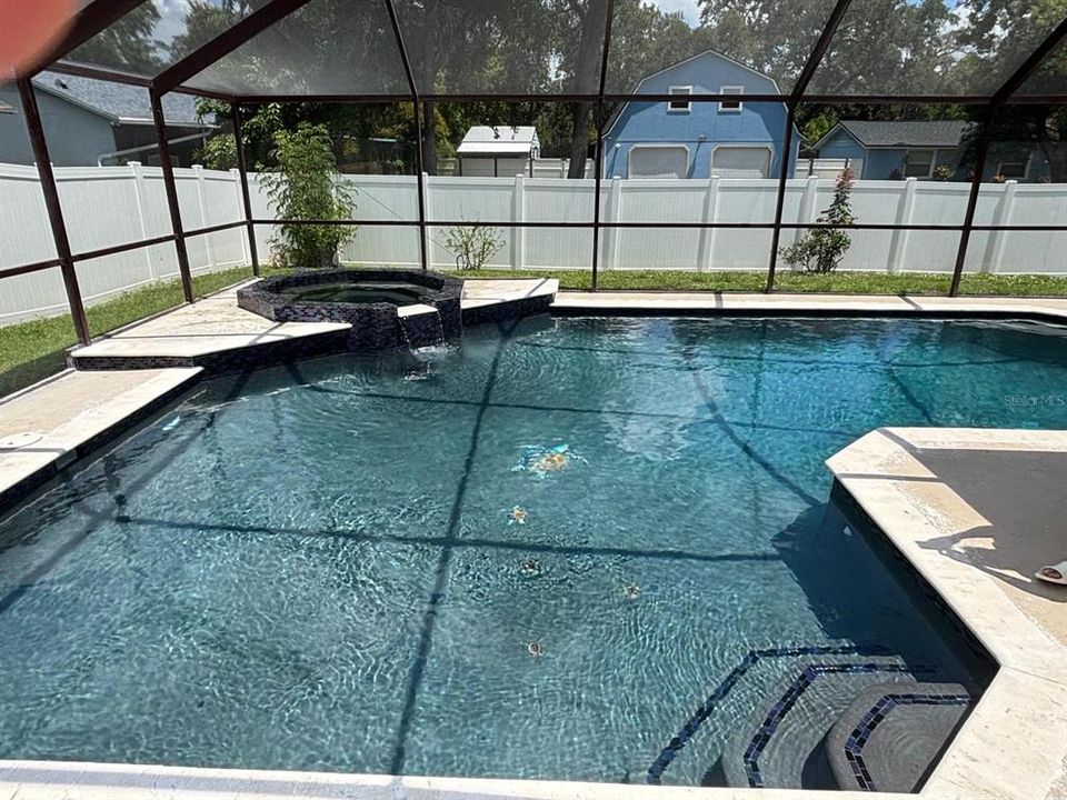 For Sale: $599,900 (4 beds, 2 baths, 2000 Square Feet)