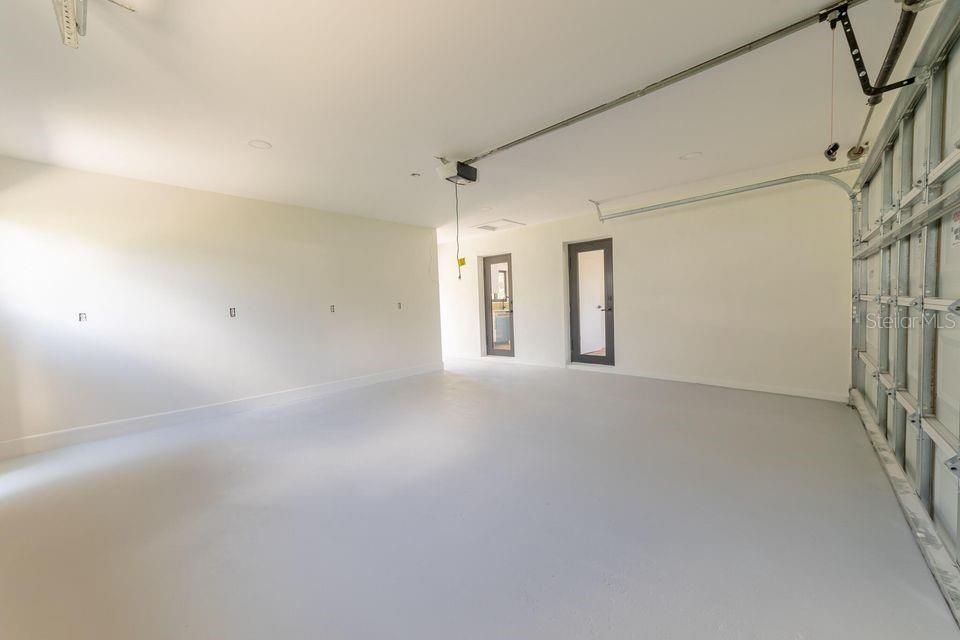 For Sale: $359,000 (3 beds, 2 baths, 1516 Square Feet)