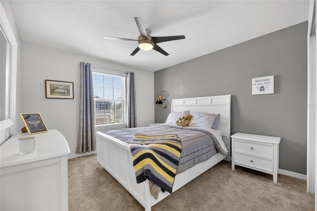 На продажу: $439,900 (4 спален, 2 ванн, 2660 Квадратных фут)