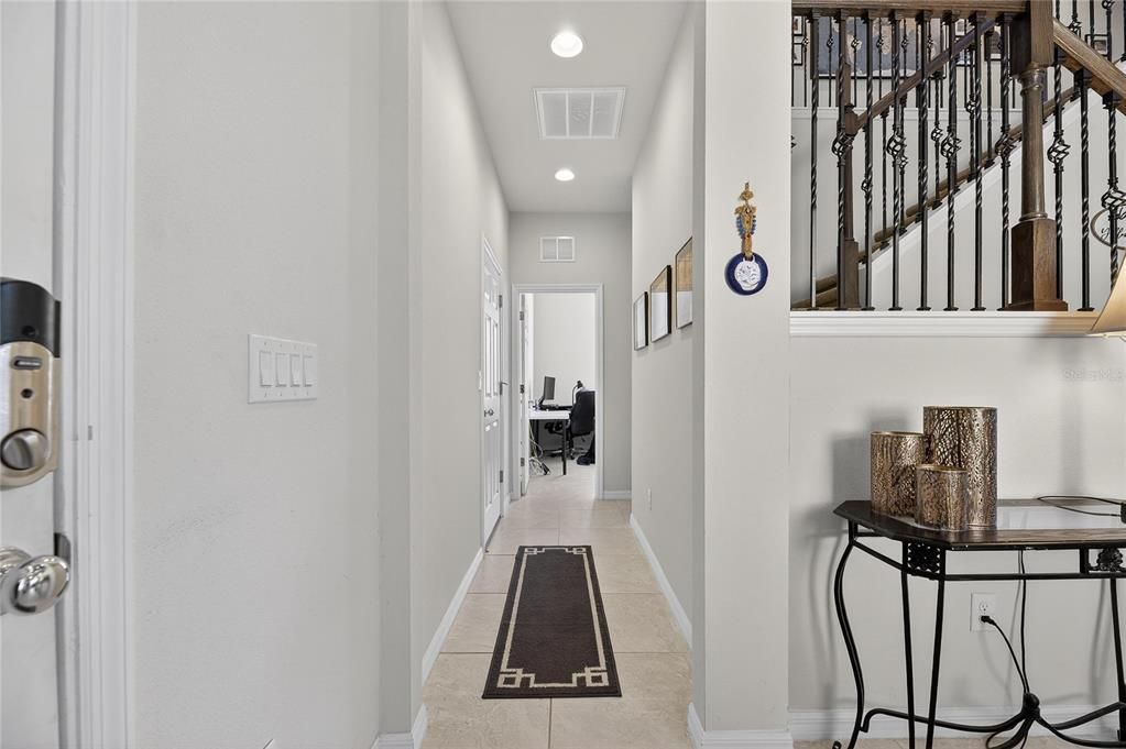 На продажу: $439,900 (4 спален, 2 ванн, 2660 Квадратных фут)