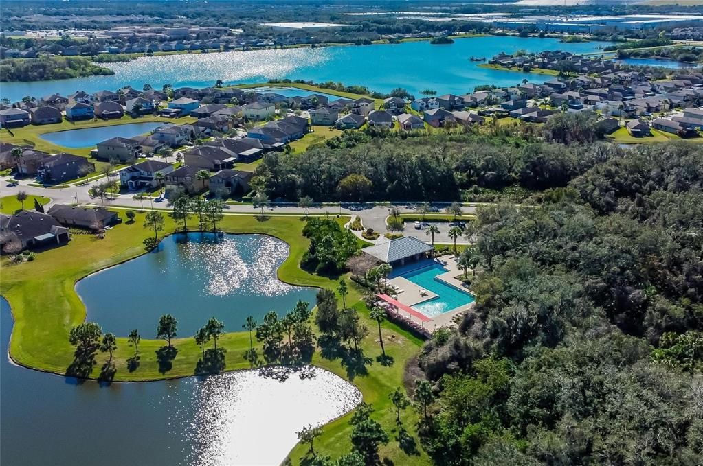 На продажу: $439,900 (4 спален, 2 ванн, 2660 Квадратных фут)