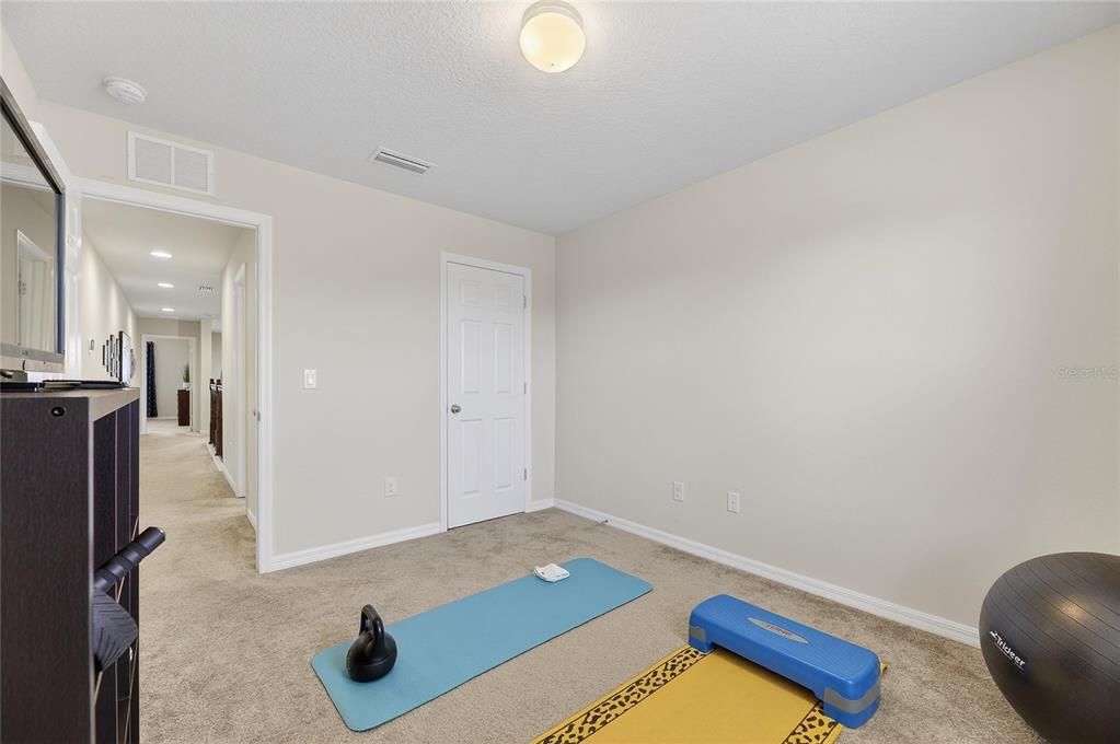 На продажу: $439,900 (4 спален, 2 ванн, 2660 Квадратных фут)