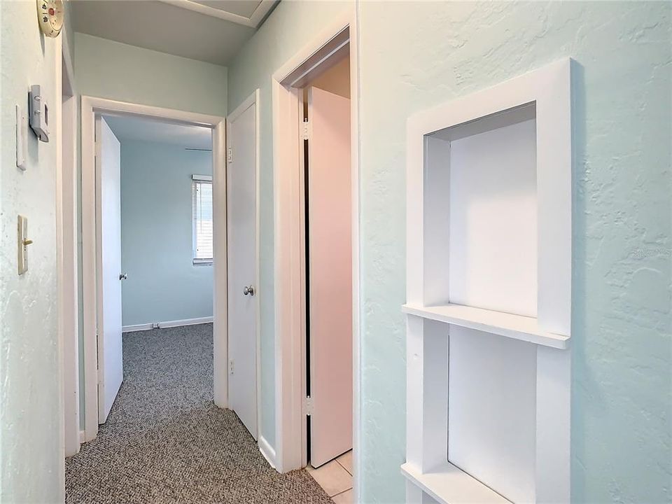 For Rent: $1,640 (2 beds, 1 baths, 812 Square Feet)