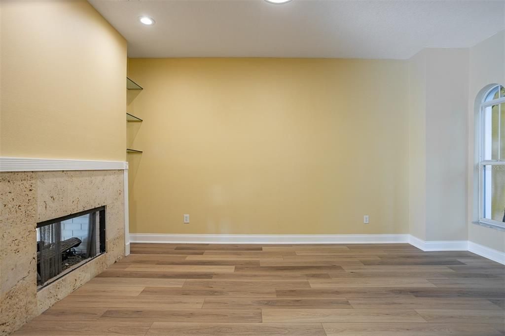 En Renta: $7,000 (4 camas, 3 baños, 2393 Pies cuadrados)