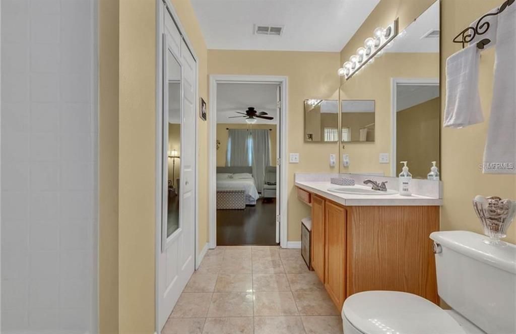 For Sale: $355,999 (3 beds, 2 baths, 1587 Square Feet)