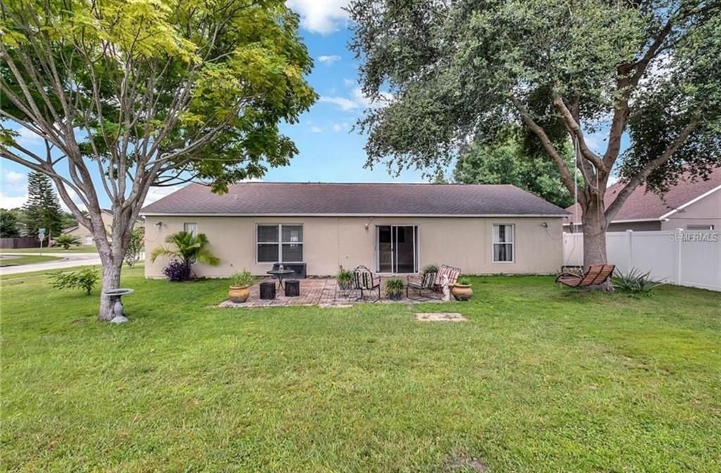 For Sale: $355,999 (3 beds, 2 baths, 1587 Square Feet)