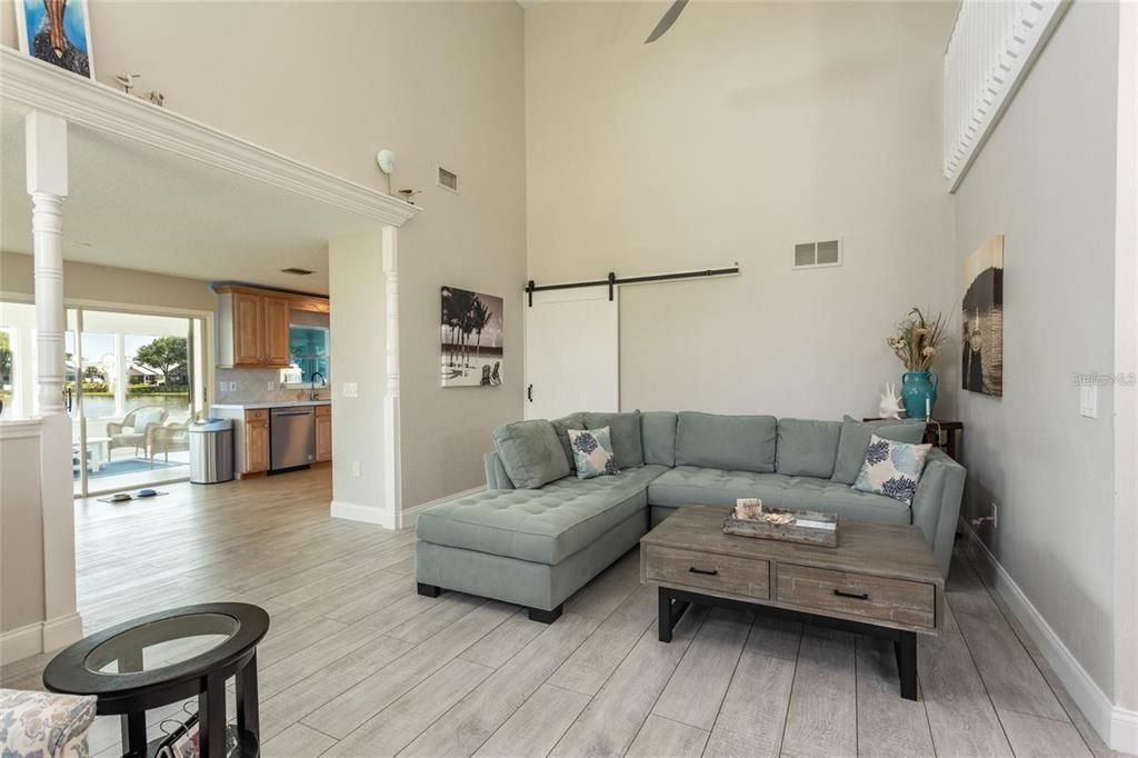For Sale: $649,000 (3 beds, 2 baths, 1906 Square Feet)
