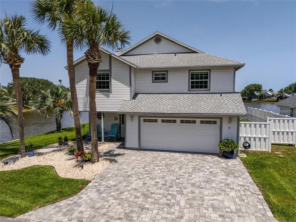 For Sale: $649,000 (3 beds, 2 baths, 1906 Square Feet)