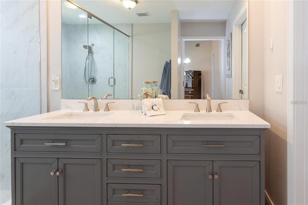 For Sale: $649,000 (3 beds, 2 baths, 1906 Square Feet)