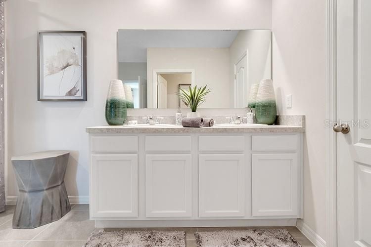 待售: $365,990 (4 贝兹, 2 浴室, 2260 平方英尺)