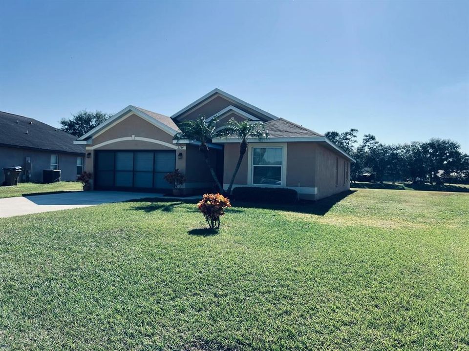 For Sale: $319,900 (4 beds, 2 baths, 1694 Square Feet)