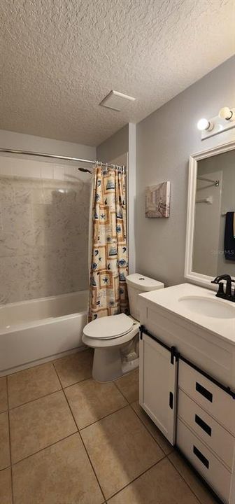 For Sale: $319,900 (4 beds, 2 baths, 1694 Square Feet)