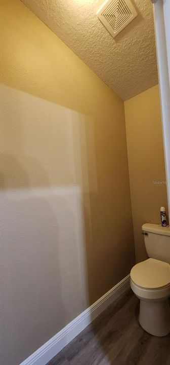 For Sale: $319,900 (4 beds, 2 baths, 1694 Square Feet)