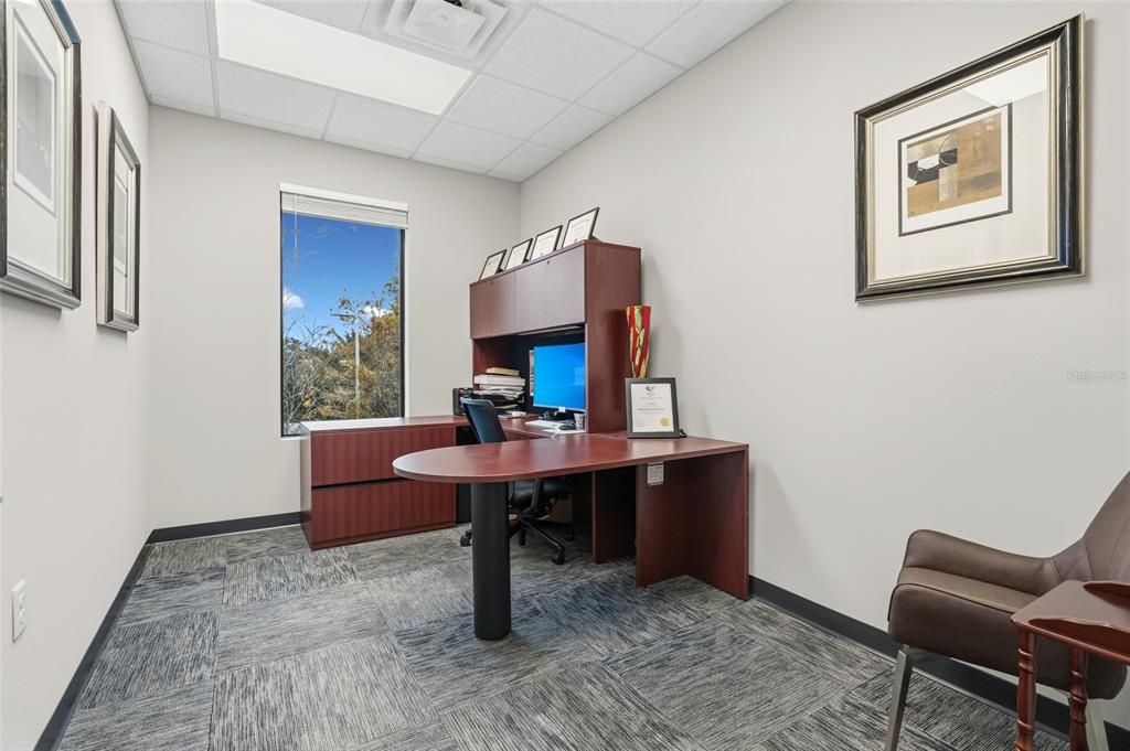 На продажу: $5,595,000 (0 спален, 0 ванн, 10592 Квадратных фут)