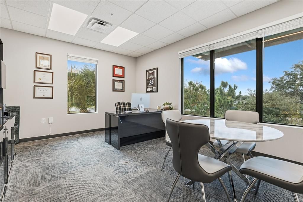 На продажу: $5,595,000 (0 спален, 0 ванн, 10592 Квадратных фут)