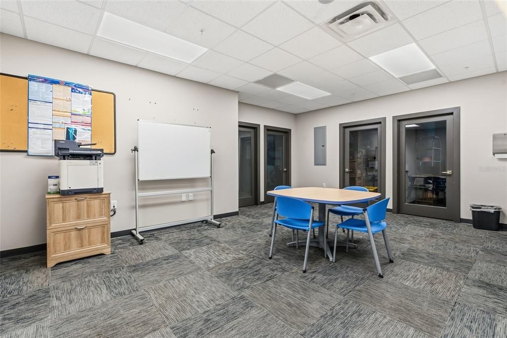 На продажу: $5,595,000 (0 спален, 0 ванн, 10592 Квадратных фут)