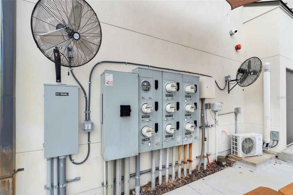 На продажу: $5,595,000 (0 спален, 0 ванн, 10592 Квадратных фут)