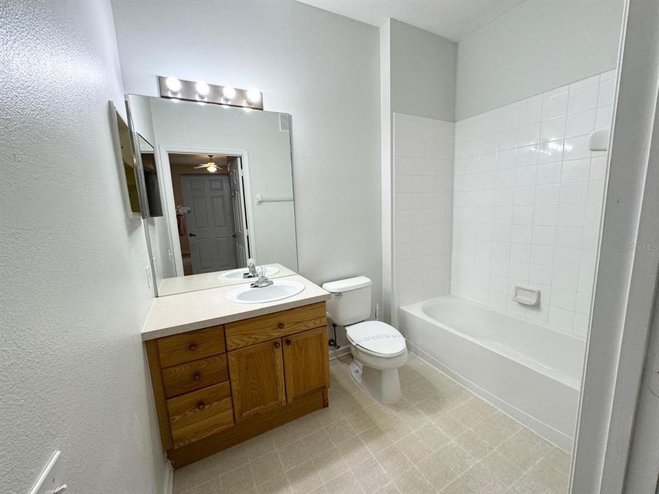 En Renta: $1,750 (3 camas, 2 baños, 1268 Pies cuadrados)