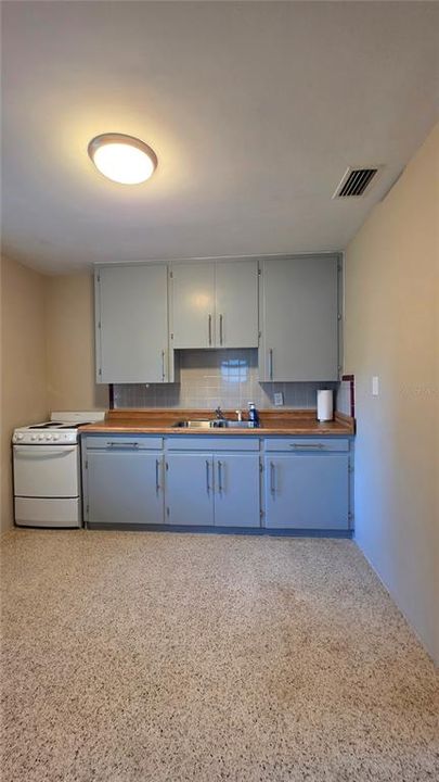 En Renta: $1,900 (2 camas, 1 baños, 810 Pies cuadrados)