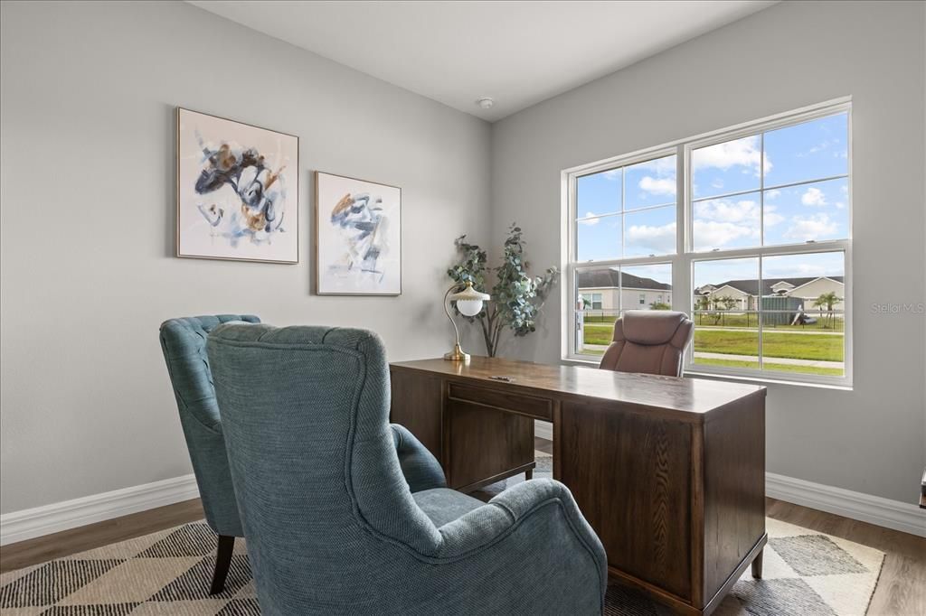 For Sale: $421,900 (4 beds, 3 baths, 2478 Square Feet)