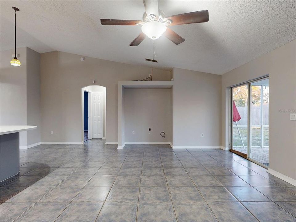 For Sale: $395,000 (4 beds, 2 baths, 2032 Square Feet)