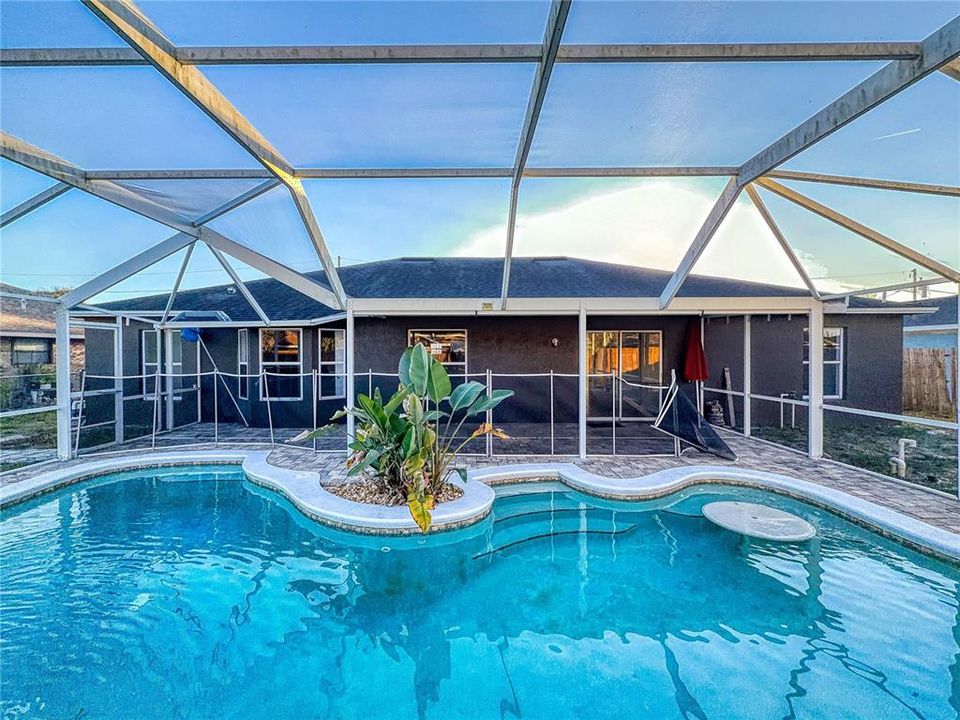 For Sale: $395,000 (4 beds, 2 baths, 2032 Square Feet)