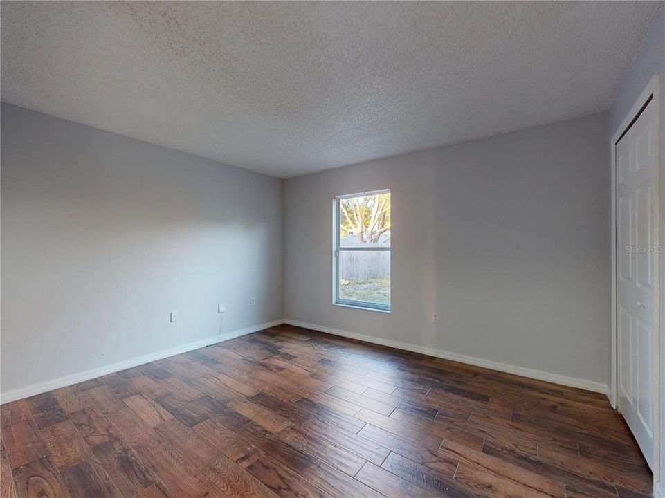 For Sale: $395,000 (4 beds, 2 baths, 2032 Square Feet)