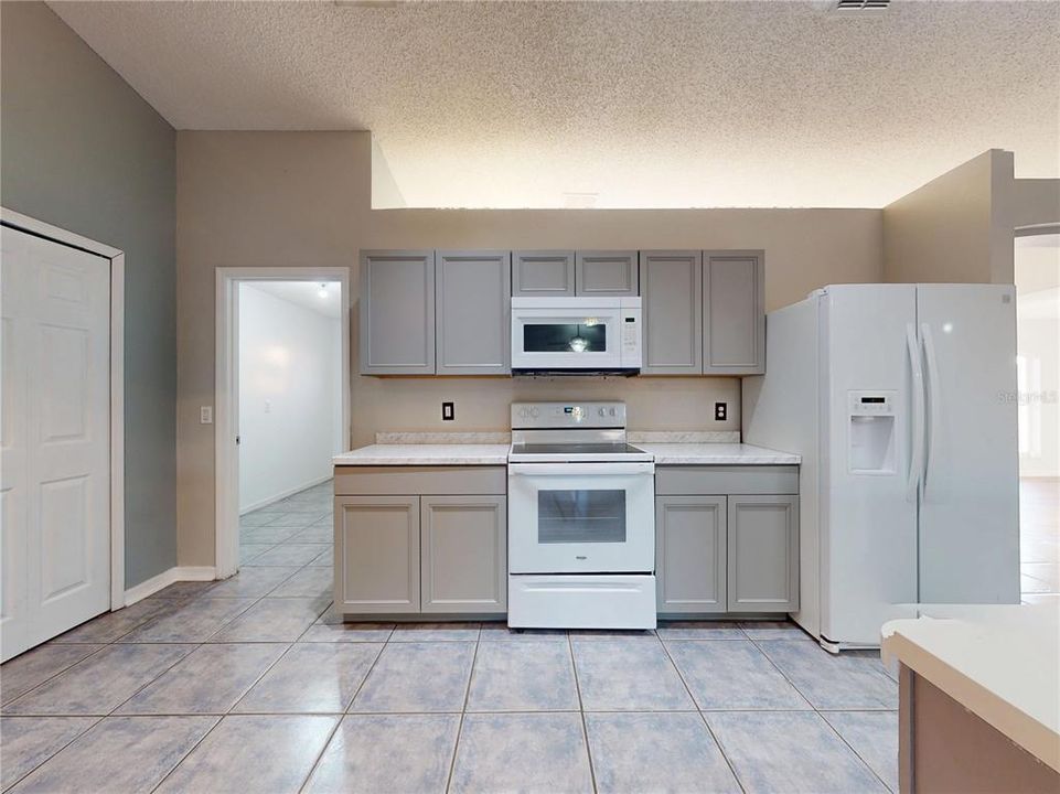 For Sale: $395,000 (4 beds, 2 baths, 2032 Square Feet)