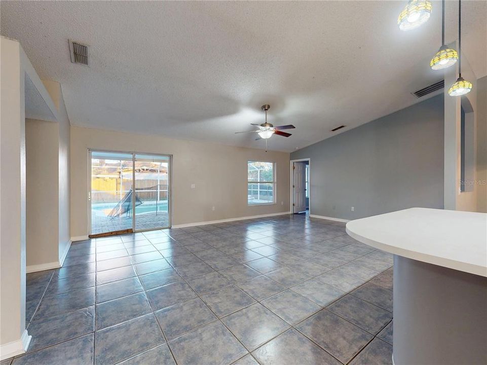 For Sale: $395,000 (4 beds, 2 baths, 2032 Square Feet)