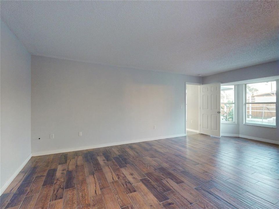 For Sale: $395,000 (4 beds, 2 baths, 2032 Square Feet)