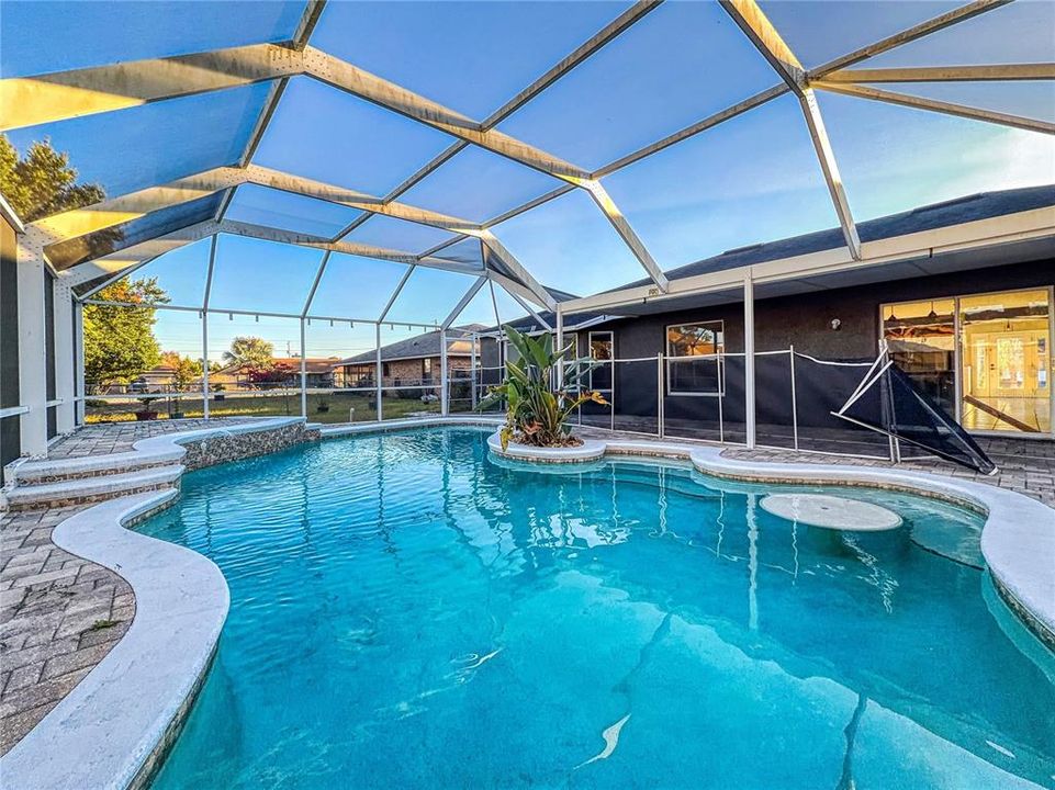 For Sale: $395,000 (4 beds, 2 baths, 2032 Square Feet)