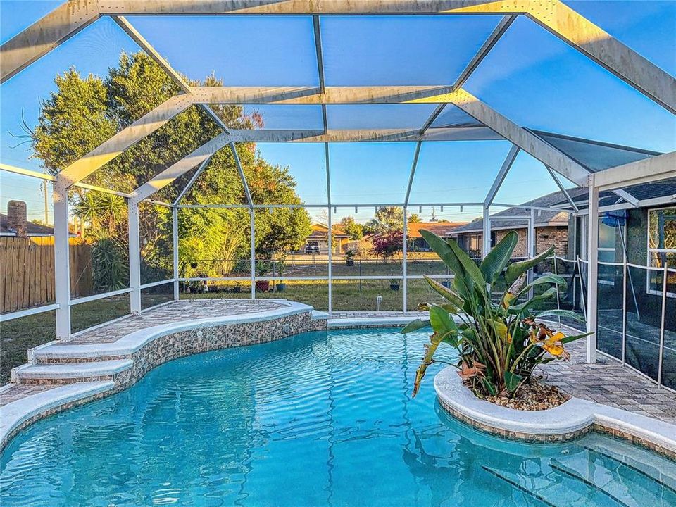 For Sale: $395,000 (4 beds, 2 baths, 2032 Square Feet)