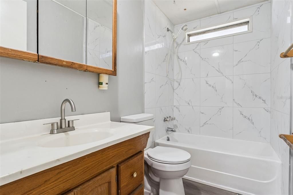 For Sale: $189,000 (3 beds, 2 baths, 1012 Square Feet)