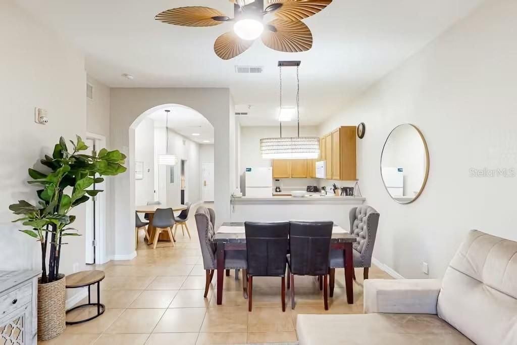 待售: $266,900 (3 贝兹, 2 浴室, 1227 平方英尺)