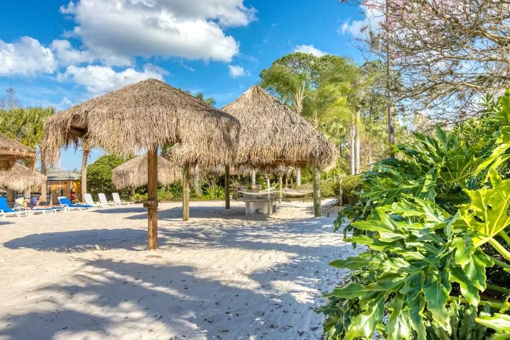 待售: $266,900 (3 贝兹, 2 浴室, 1227 平方英尺)