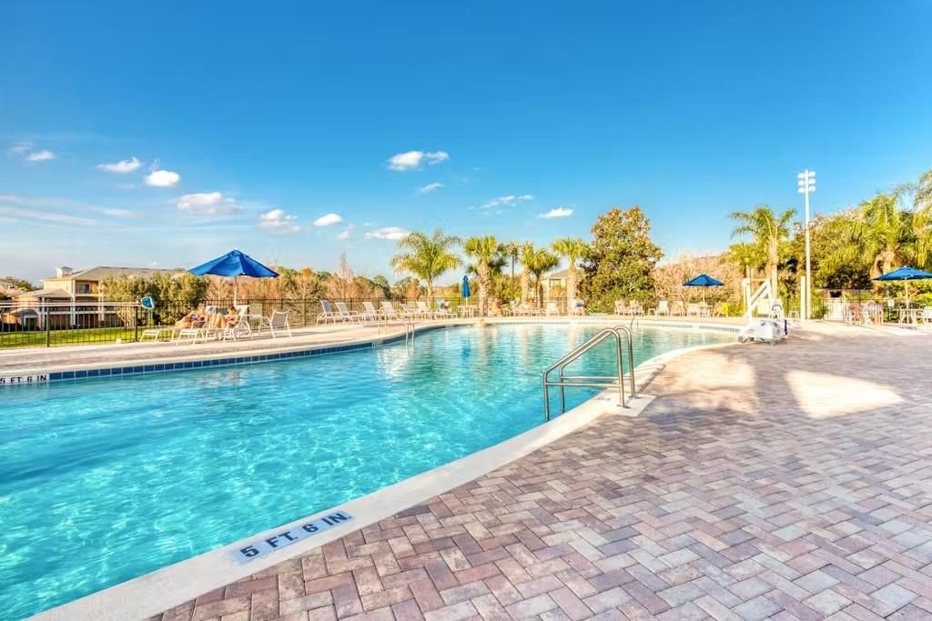 待售: $266,900 (3 贝兹, 2 浴室, 1227 平方英尺)