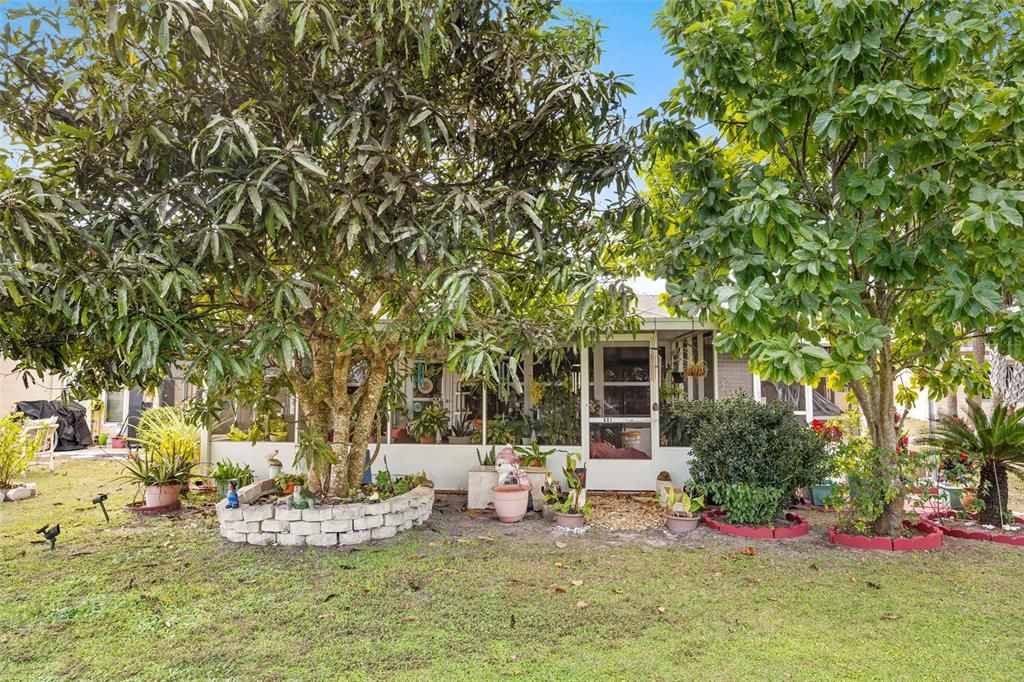 На продажу: $179,999 (3 спален, 1 ванн, 960 Квадратных фут)