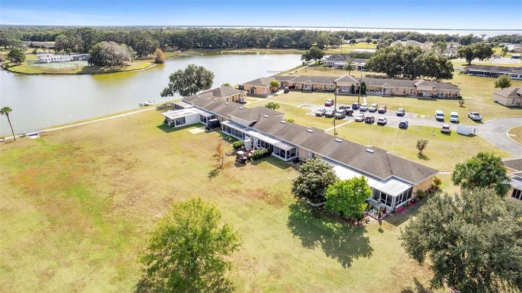 На продажу: $179,999 (3 спален, 1 ванн, 960 Квадратных фут)