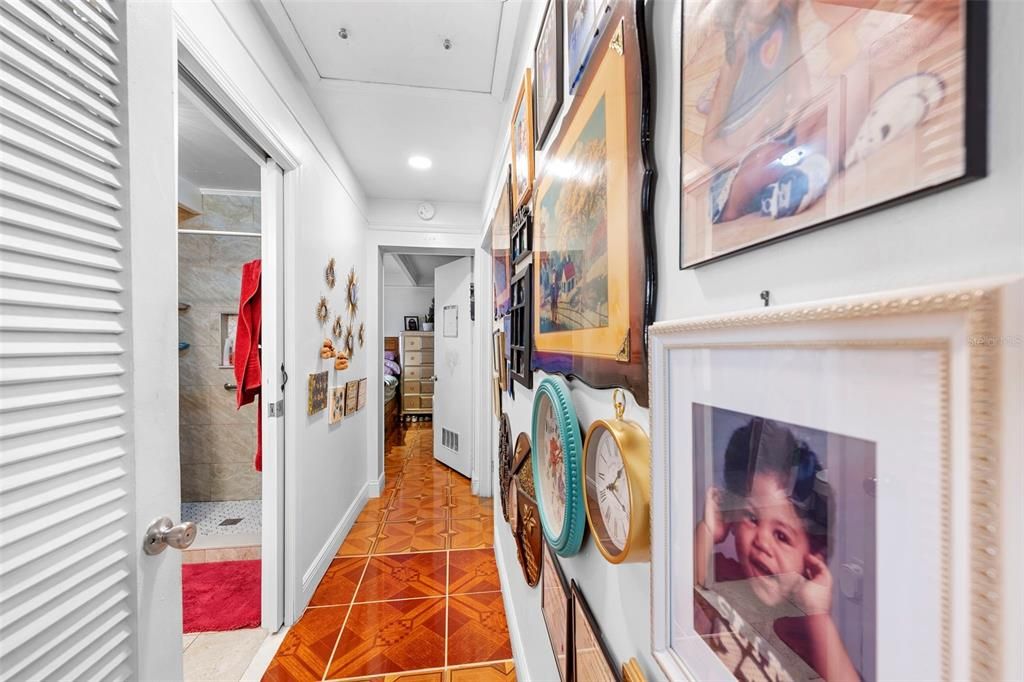 На продажу: $179,999 (3 спален, 1 ванн, 960 Квадратных фут)