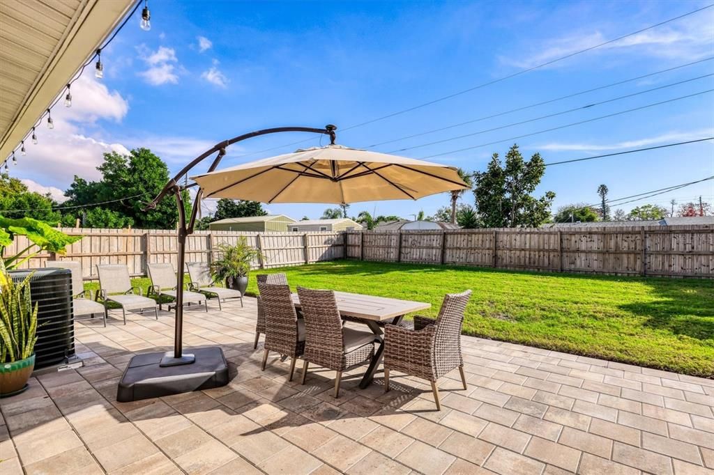 For Sale: $425,000 (3 beds, 2 baths, 1186 Square Feet)