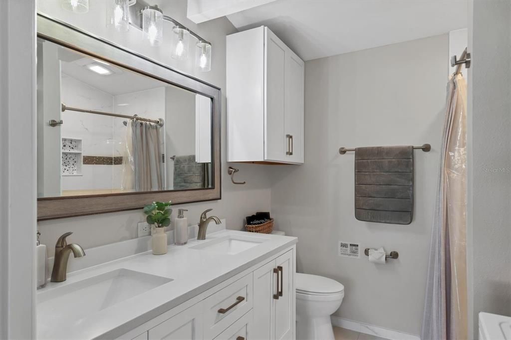 For Sale: $425,000 (3 beds, 2 baths, 1186 Square Feet)