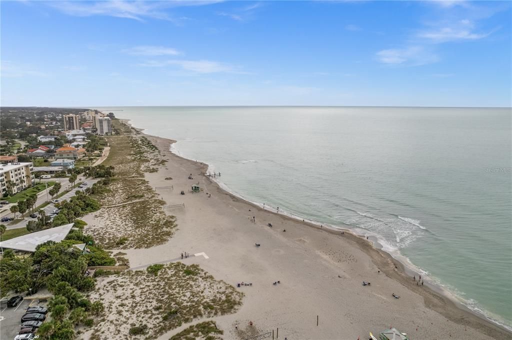 На продажу: $250,000 (2 спален, 2 ванн, 793 Квадратных фут)